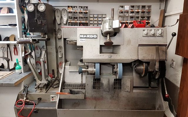 polissage de surface métallique