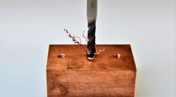 filetage de pièce en métal