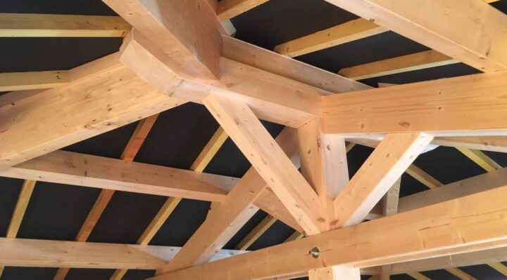 Charpentes en bois composite