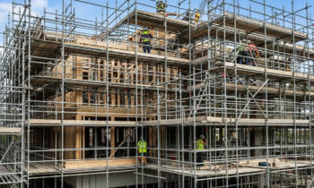 Location de structures tubulaires  : est-ce rentable ?