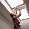 Gagner en luminosité sous les combles grâce à l’installation d’une fenêtre de toit Velux