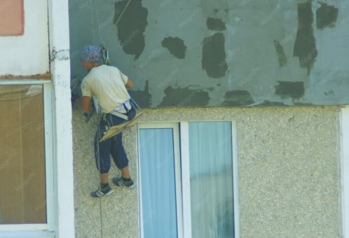 Protéger sa façade durablement grâce à un ravalement adapté